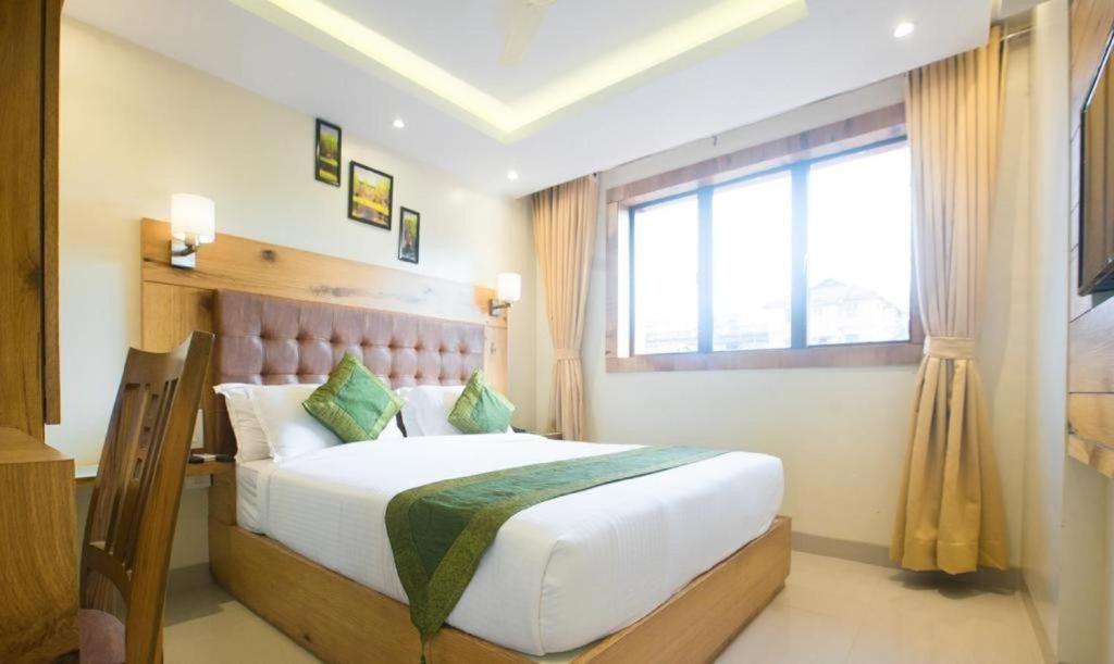 Hotel Square Stay Nuova Delhi Esterno foto